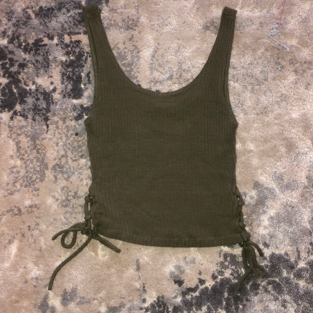 army green cropped tank top
